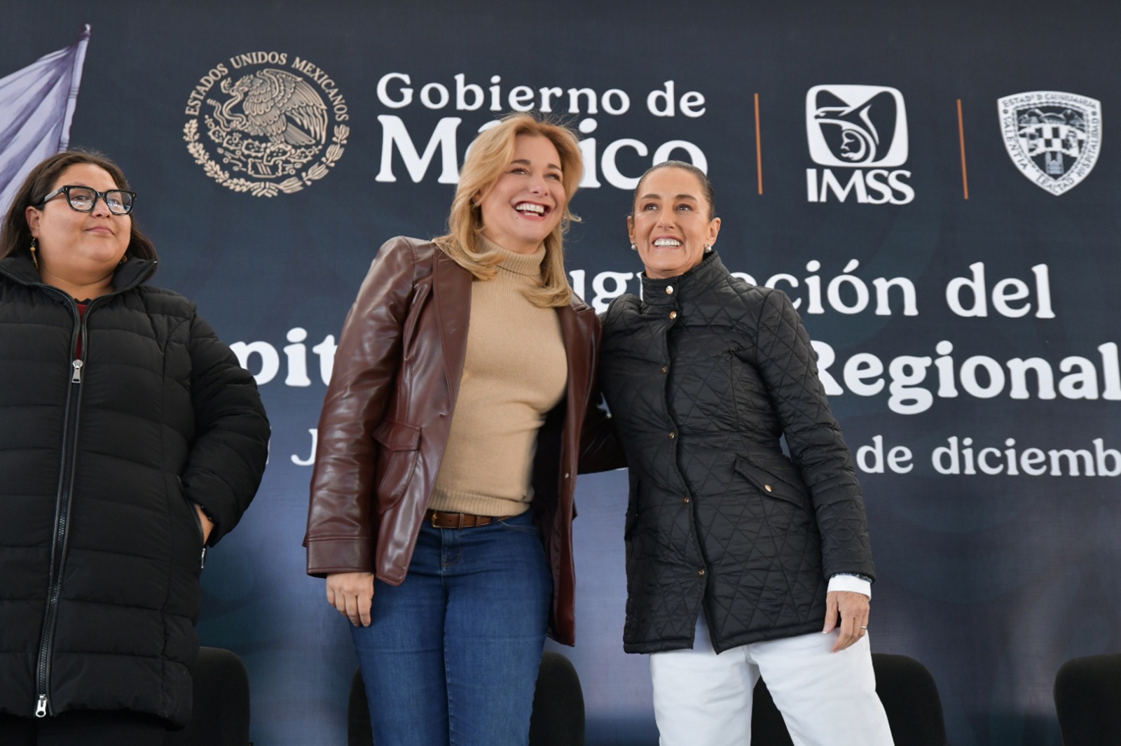 La presidenta de México Claudia Sheinbaum y la gobernadora de Chihuahua ...
